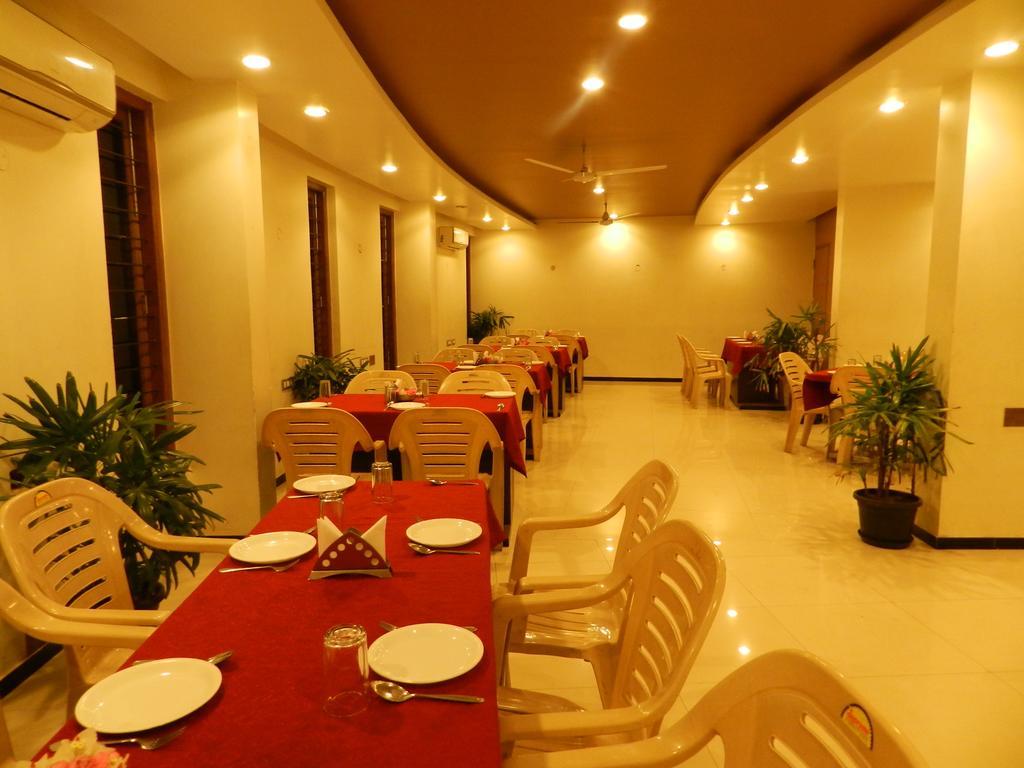 Toranagallu Hotel Rock Regency מראה חיצוני תמונה