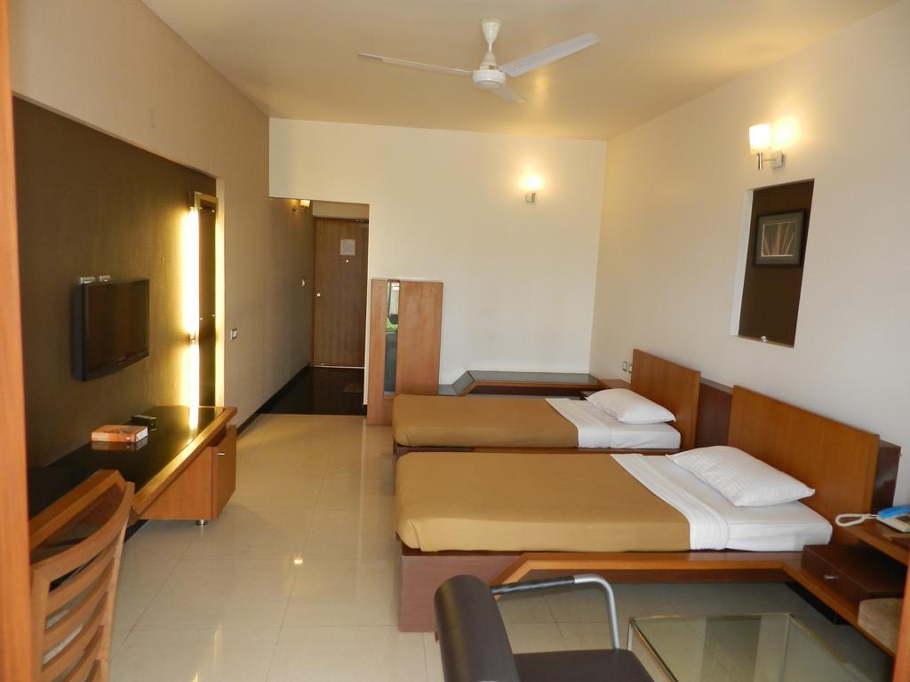 Toranagallu Hotel Rock Regency מראה חיצוני תמונה