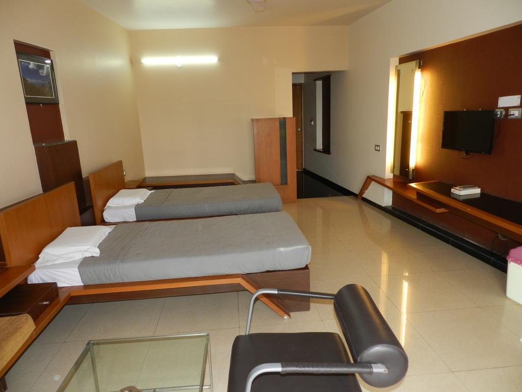 Toranagallu Hotel Rock Regency מראה חיצוני תמונה