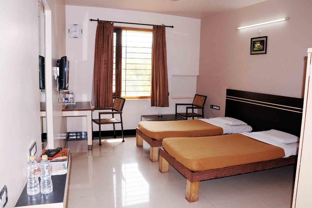 Toranagallu Hotel Rock Regency מראה חיצוני תמונה