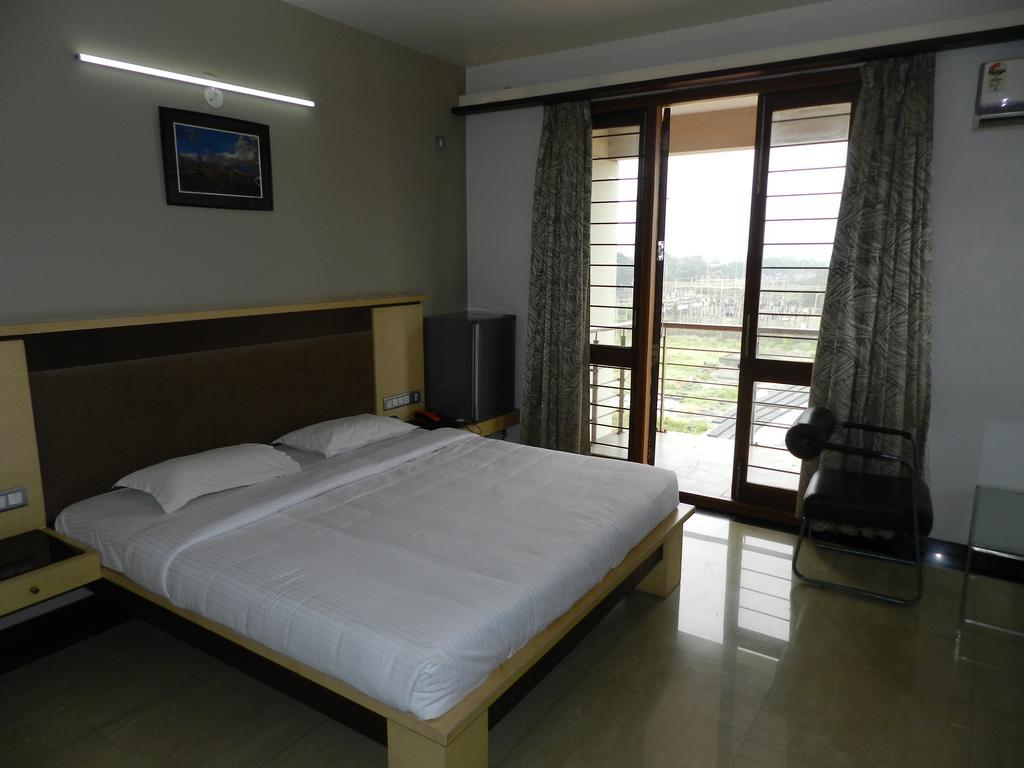 Toranagallu Hotel Rock Regency מראה חיצוני תמונה